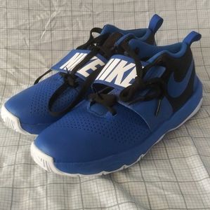 Nike Boys Team Hustle D 8 881941-405 Blue Basketball Shoes Sneakers Size 7Y